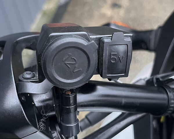 Белый Хонда NC 700X, объемом двигателя 0.7 л и пробегом 25 тыс. км за 6800 $, фото 14 на Automoto.ua