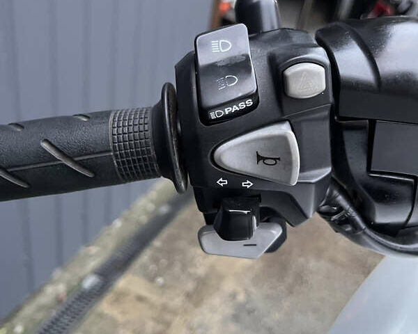 Белый Хонда NC 700X, объемом двигателя 0.7 л и пробегом 25 тыс. км за 6800 $, фото 11 на Automoto.ua