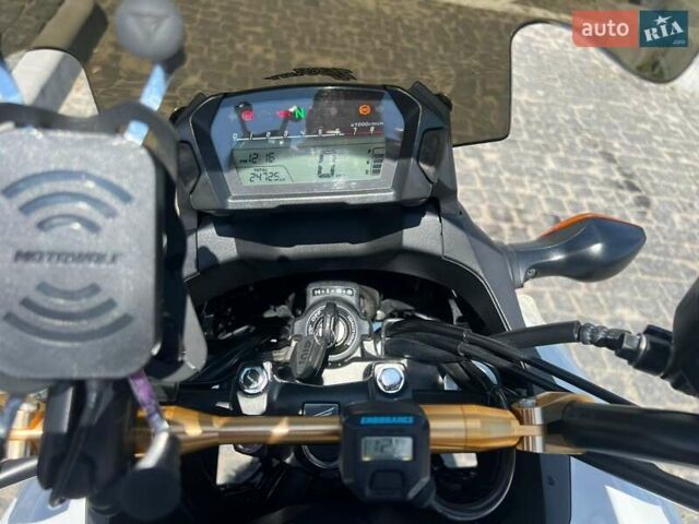 Хонда NC 700X 2014 в Киеве на Automoto.ua Белый Хонда NC 700X, объемом двигателя 0.67 л и пробегом 25 тыс. км за 6750 $, фото 1 на Automoto.ua