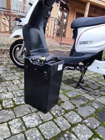 Белый Хонда NC 700X, объемом двигателя 0 л и пробегом 15 тыс. км за 1250 $, фото 1 на Automoto.ua