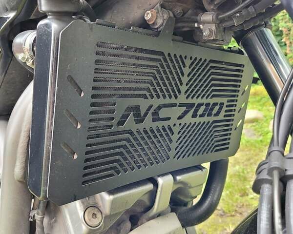 Чорний Хонда NC 700X, об'ємом двигуна 0.67 л та пробігом 53 тис. км за 6200 $, фото 2 на Automoto.ua