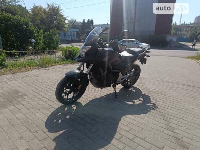 Хонда NC 700X 2013 в Киеве на Automoto.ua Черный Хонда NC 700X, объемом двигателя 0.67 л и пробегом 50 тыс. км за 5700 $, фото 2 на Automoto.ua