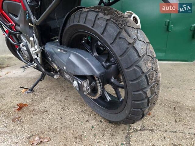 Красный Хонда NC 700X, объемом двигателя 0 л и пробегом 37 тыс. км за 6000 $, фото 4 на Automoto.ua