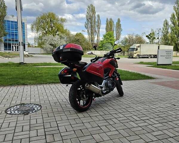 Червоний Хонда NC 700X, об'ємом двигуна 0.67 л та пробігом 51 тис. км за 5300 $, фото 5 на Automoto.ua