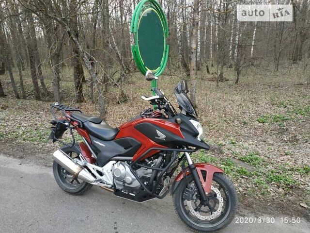 Червоний Хонда NC 700X, об'ємом двигуна 0 л та пробігом 16 тис. км за 3999 $, фото 9 на Automoto.ua