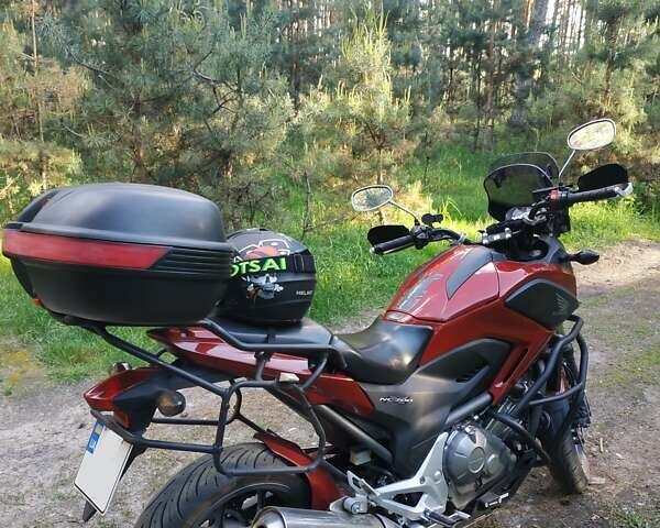 Червоний Хонда NC 700X, об'ємом двигуна 0 л та пробігом 16 тис. км за 3999 $, фото 30 на Automoto.ua