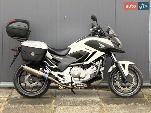 Хонда NC 700X, объемом двигателя 0.7 л и пробегом 28 тыс. км за 5800 $, фото 2 на Automoto.ua