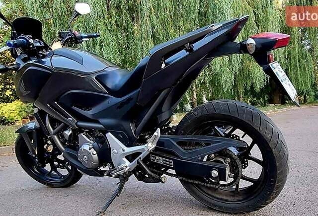 Сірий Хонда NC 700X, об'ємом двигуна 0.67 л та пробігом 28 тис. км за 5500 $, фото 12 на Automoto.ua