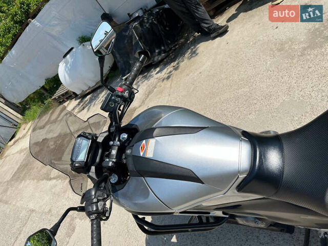 Сірий Хонда NC 700X, об'ємом двигуна 0.67 л та пробігом 27 тис. км за 6800 $, фото 4 на Automoto.ua