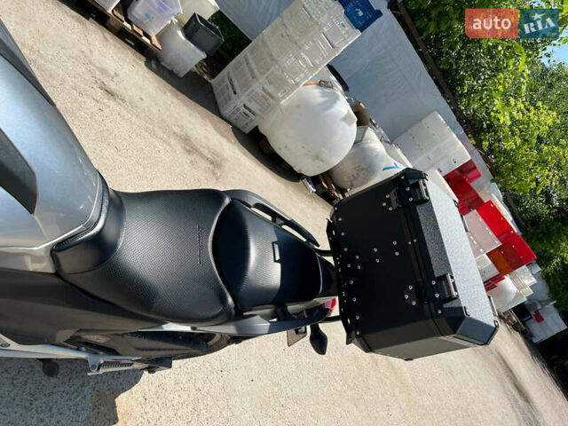 Сірий Хонда NC 700X, об'ємом двигуна 0.67 л та пробігом 27 тис. км за 6800 $, фото 3 на Automoto.ua