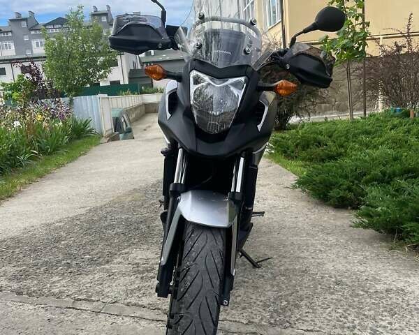 Сірий Хонда NC 700X, об'ємом двигуна 0.67 л та пробігом 31 тис. км за 5700 $, фото 5 на Automoto.ua