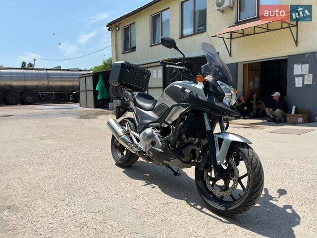 Сірий Хонда NC 700X, об'ємом двигуна 0.67 л та пробігом 27 тис. км за 6800 $, фото 1 на Automoto.ua