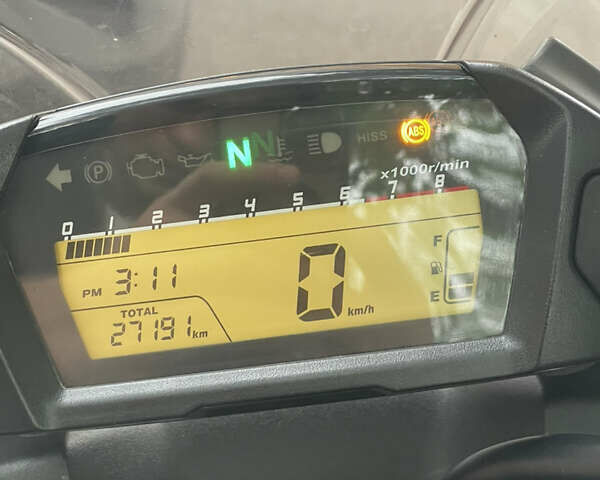 Сірий Хонда NC 700X, об'ємом двигуна 0.67 л та пробігом 27 тис. км за 6800 $, фото 2 на Automoto.ua