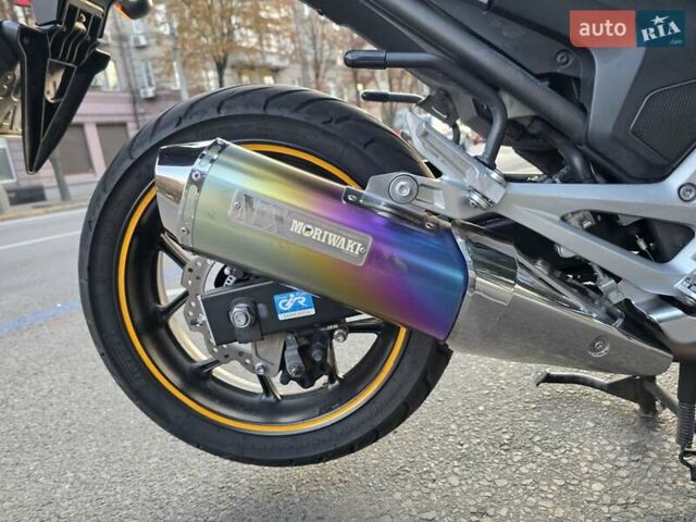 Сірий Хонда NC 700X, об'ємом двигуна 0.67 л та пробігом 26 тис. км за 7500 $, фото 10 на Automoto.ua