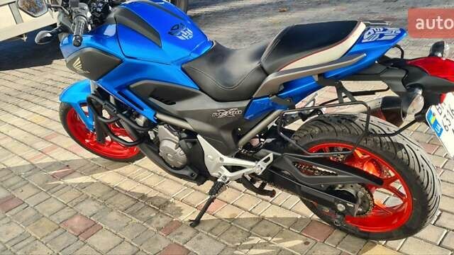 Синий Хонда NC 700X, объемом двигателя 0.07 л и пробегом 59 тыс. км за 5750 $, фото 12 на Automoto.ua