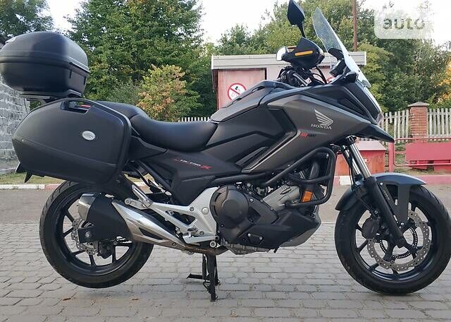 Чорний Хонда NC 750, об'ємом двигуна 0.75 л та пробігом 23 тис. км за 10799 $, фото 13 на Automoto.ua