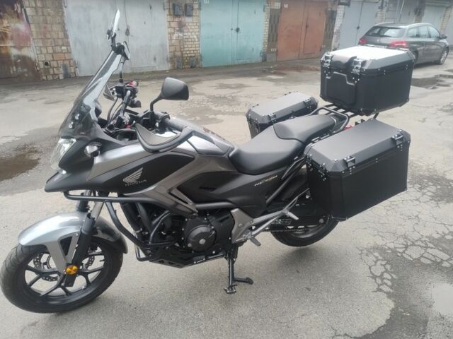 Хонда NC 750, объемом двигателя 0.75 л и пробегом 0 тыс. км за 8300 $, фото 7 на Automoto.ua