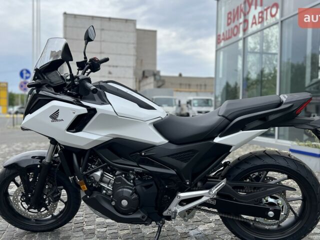 купити нове авто Хонда НЦ 2025 року від офіційного дилера Дніпромотор Хонда фото