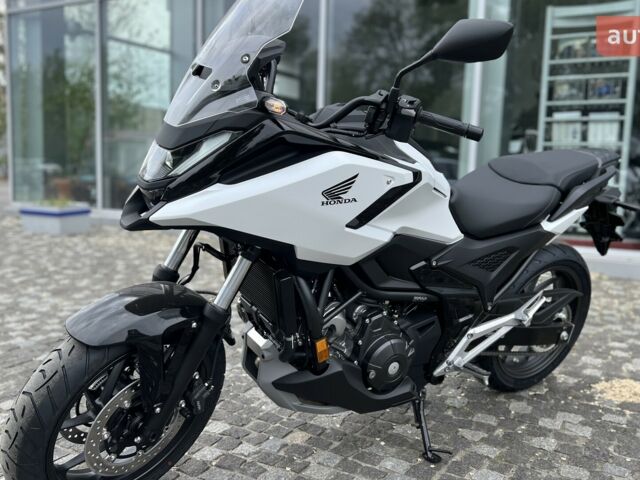 купити нове авто Хонда НЦ 2025 року від офіційного дилера Дніпромотор Хонда фото