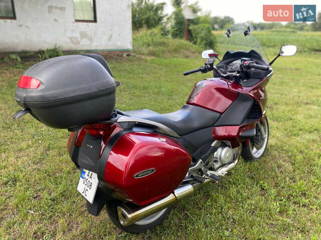 Красный Хонда NT 700V, объемом двигателя 0.7 л и пробегом 80 тыс. км за 5700 $, фото 30 на Automoto.ua