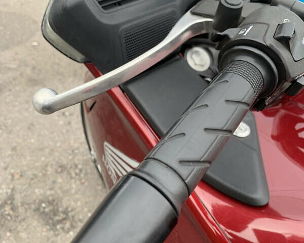 Красный Хонда NT 700V, объемом двигателя 0.7 л и пробегом 80 тыс. км за 5700 $, фото 11 на Automoto.ua