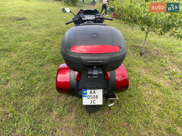 Красный Хонда NT 700V, объемом двигателя 0.7 л и пробегом 80 тыс. км за 5700 $, фото 29 на Automoto.ua