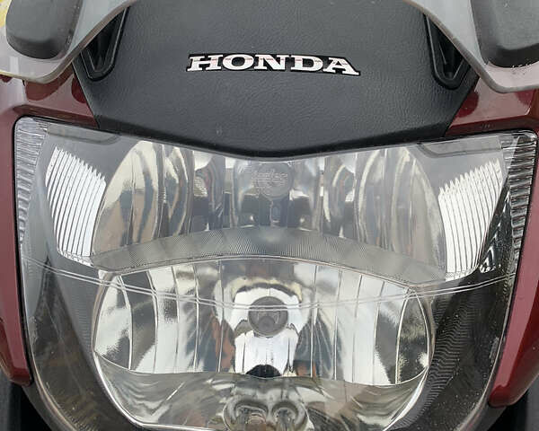 Красный Хонда NT 700V, объемом двигателя 0.7 л и пробегом 80 тыс. км за 5700 $, фото 50 на Automoto.ua