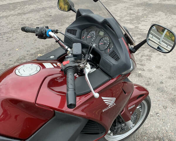 Красный Хонда NT 700V, объемом двигателя 0.7 л и пробегом 80 тыс. км за 5700 $, фото 5 на Automoto.ua