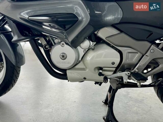 Хонда NT 700V, об'ємом двигуна 0.7 л та пробігом 35 тис. км за 4999 $, фото 11 на Automoto.ua