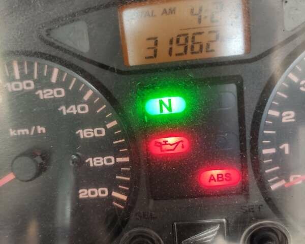 Хонда NT 700V, объемом двигателя 0 л и пробегом 32 тыс. км за 3600 $, фото 2 на Automoto.ua