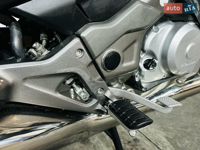 Хонда NT 700V, объемом двигателя 0.7 л и пробегом 13 тыс. км за 5450 $, фото 25 на Automoto.ua