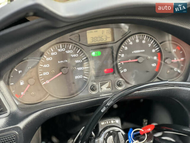 Серый Хонда NT 700V, объемом двигателя 0.7 л и пробегом 38 тыс. км за 5550 $, фото 20 на Automoto.ua