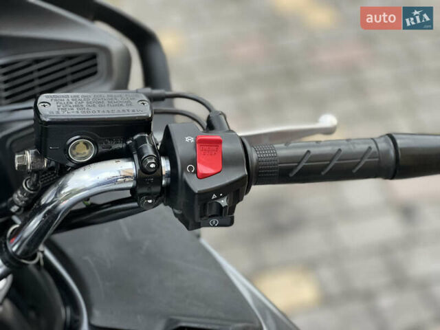 Серый Хонда NT 700V, объемом двигателя 0.7 л и пробегом 38 тыс. км за 5550 $, фото 13 на Automoto.ua