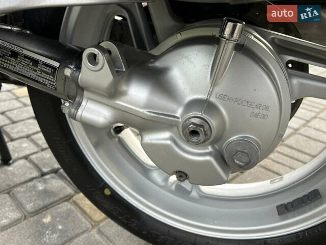 Серый Хонда NT 700V, объемом двигателя 0.7 л и пробегом 38 тыс. км за 5550 $, фото 22 на Automoto.ua