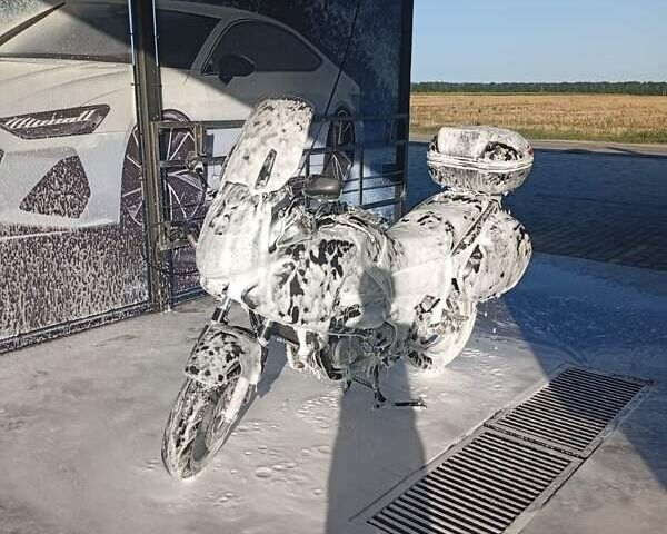 Серый Хонда NT 700V, объемом двигателя 0.68 л и пробегом 98 тыс. км за 4500 $, фото 2 на Automoto.ua