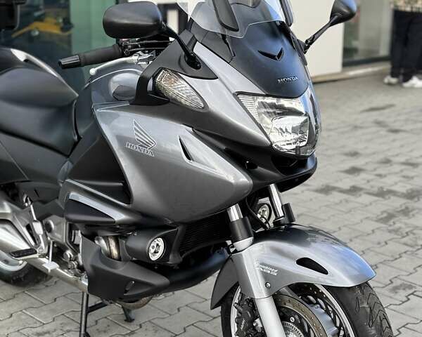 Серый Хонда NT 700V, объемом двигателя 0.7 л и пробегом 36 тыс. км за 6199 $, фото 15 на Automoto.ua