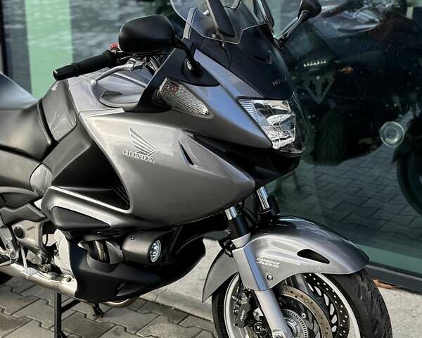 Серый Хонда NT 700V, объемом двигателя 0.7 л и пробегом 36 тыс. км за 6199 $, фото 26 на Automoto.ua