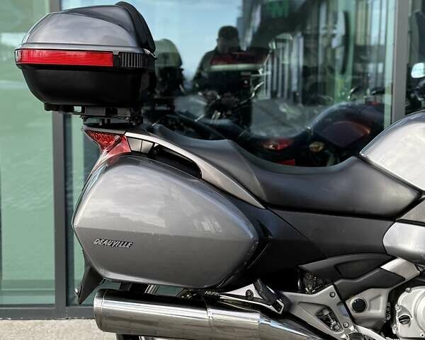 Серый Хонда NT 700V, объемом двигателя 0.7 л и пробегом 36 тыс. км за 6199 $, фото 24 на Automoto.ua