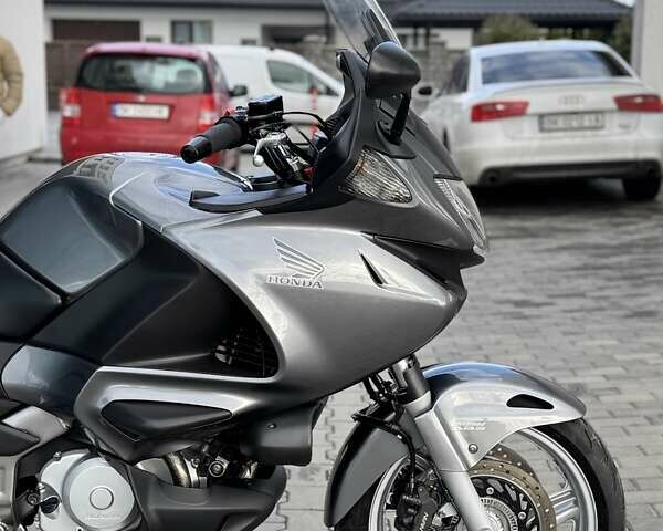 Серый Хонда NT 700V, объемом двигателя 0.7 л и пробегом 36 тыс. км за 6199 $, фото 14 на Automoto.ua