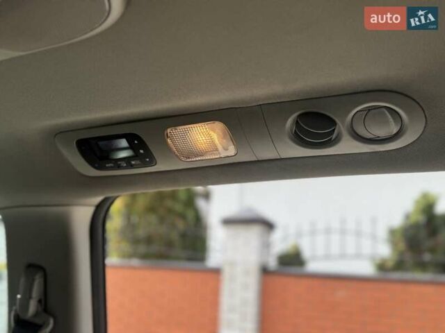 Білий Хонда Одіссей, об'ємом двигуна 3.47 л та пробігом 208 тис. км за 16000 $, фото 10 на Automoto.ua