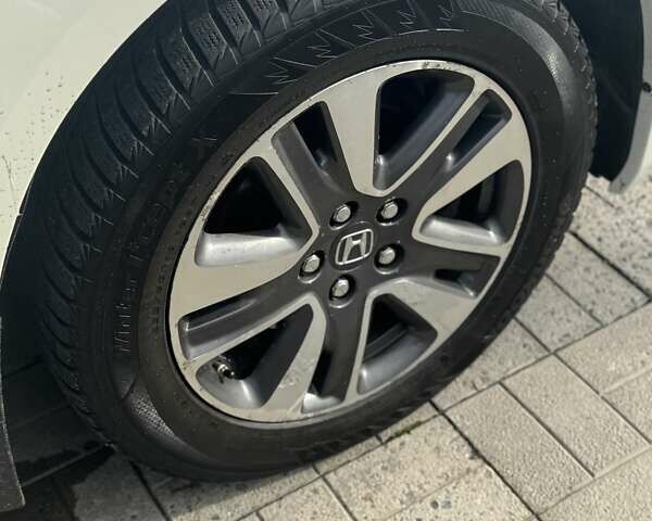 Білий Хонда Одіссей, об'ємом двигуна 3.47 л та пробігом 208 тис. км за 16000 $, фото 9 на Automoto.ua