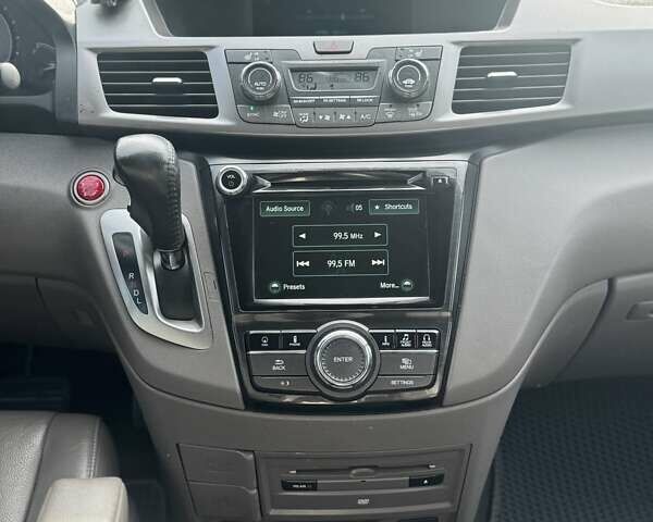 Білий Хонда Одіссей, об'ємом двигуна 3.47 л та пробігом 208 тис. км за 16000 $, фото 14 на Automoto.ua