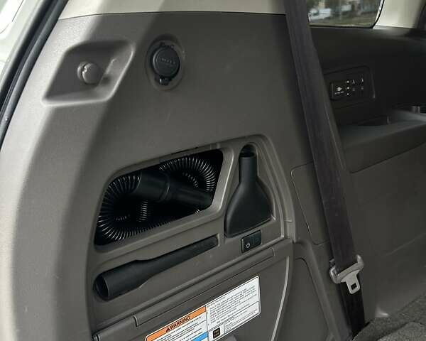 Білий Хонда Одіссей, об'ємом двигуна 3.47 л та пробігом 208 тис. км за 16000 $, фото 21 на Automoto.ua