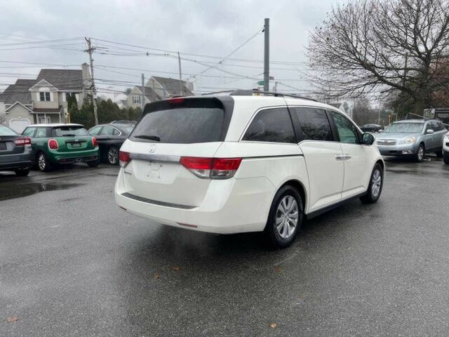 Белый Хонда Одиссей, объемом двигателя 3.5 л и пробегом 72 тыс. км за 9000 $, фото 7 на Automoto.ua