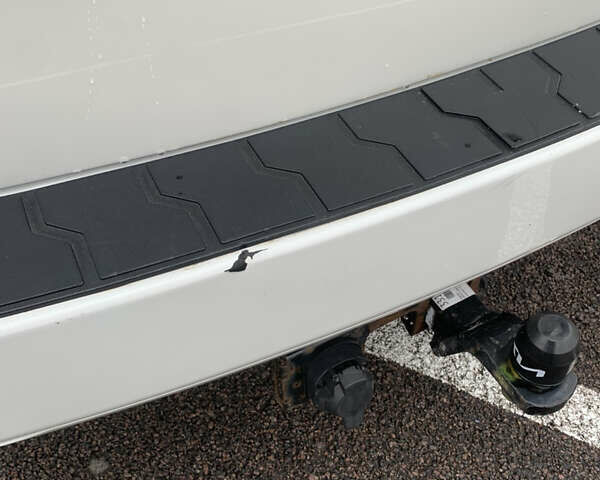 Белый Хонда Одиссей, объемом двигателя 3.47 л и пробегом 220 тыс. км за 14999 $, фото 18 на Automoto.ua