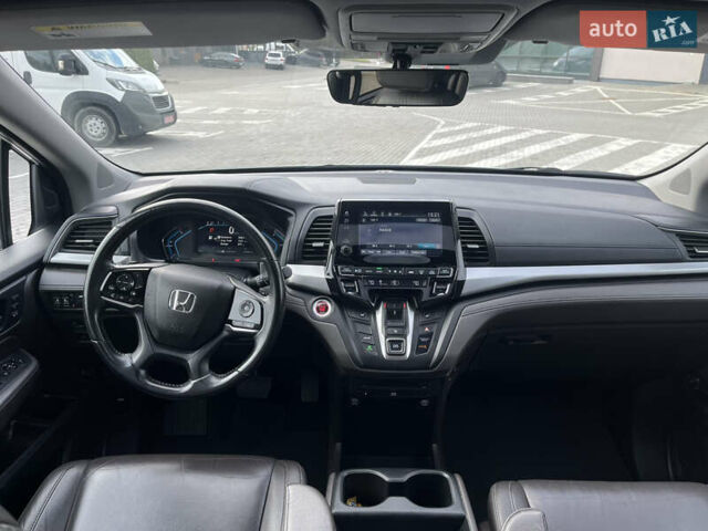 Хонда Одиссей 2018 в Ровно на Automoto.ua Белый Хонда Одиссей, объемом двигателя 3.47 л и пробегом 130 тыс. км за 21500 $, фото 15 на Automoto.ua