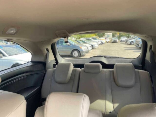 Белый Хонда Одиссей, объемом двигателя 3.5 л и пробегом 37 тыс. км за 20000 $, фото 9 на Automoto.ua