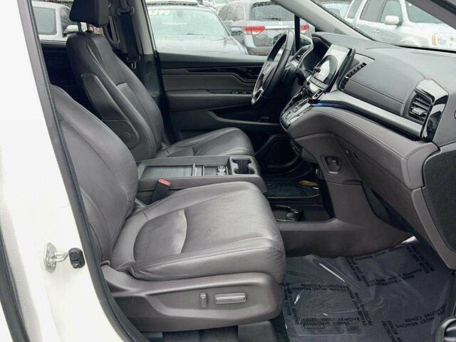 Белый Хонда Одиссей, объемом двигателя 0 л и пробегом 122 тыс. км за 17500 $, фото 6 на Automoto.ua