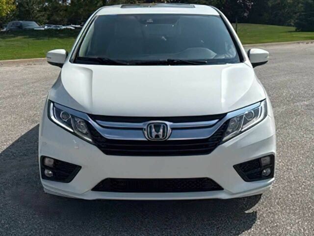 Белый Хонда Одиссей, объемом двигателя 3.5 л и пробегом 39 тыс. км за 13000 $, фото 1 на Automoto.ua