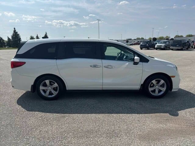 Белый Хонда Одиссей, объемом двигателя 3.5 л и пробегом 39 тыс. км за 13000 $, фото 5 на Automoto.ua